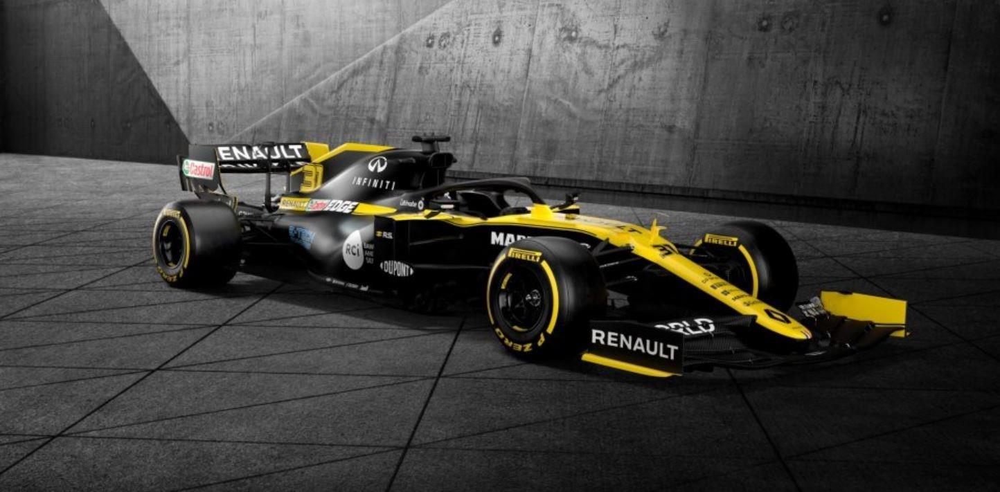 FORMULA 1 YARIŞLARINA YOĞUN İLGİ!