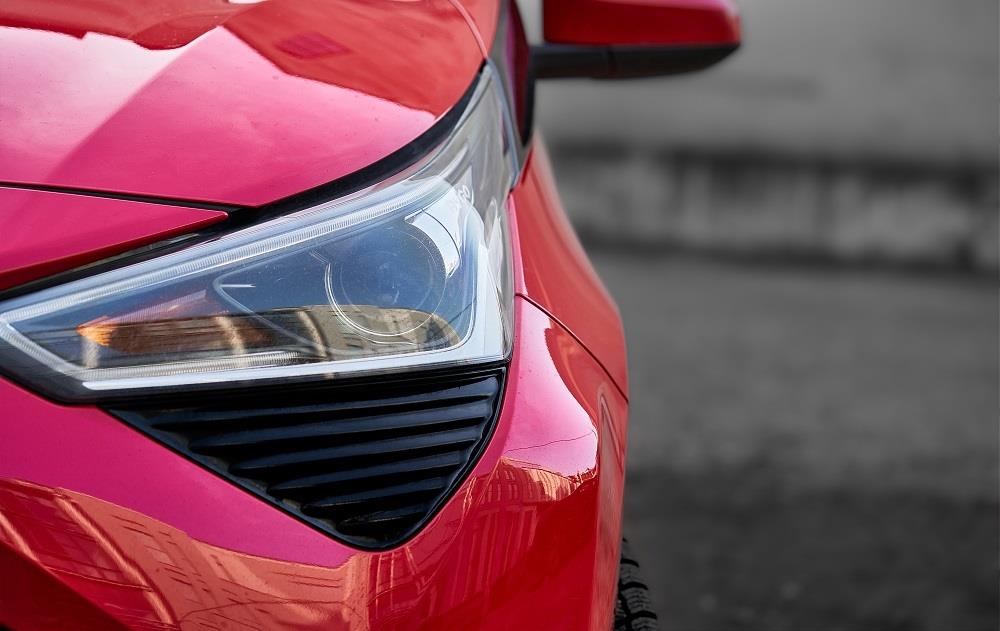 SEDAN MI HATCHBACK Mİ DAHA İYİ YOL TUTUŞUNA SAHİPTİR?